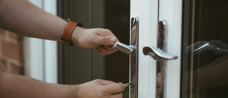 24 hour key locksmith Santa Paula
